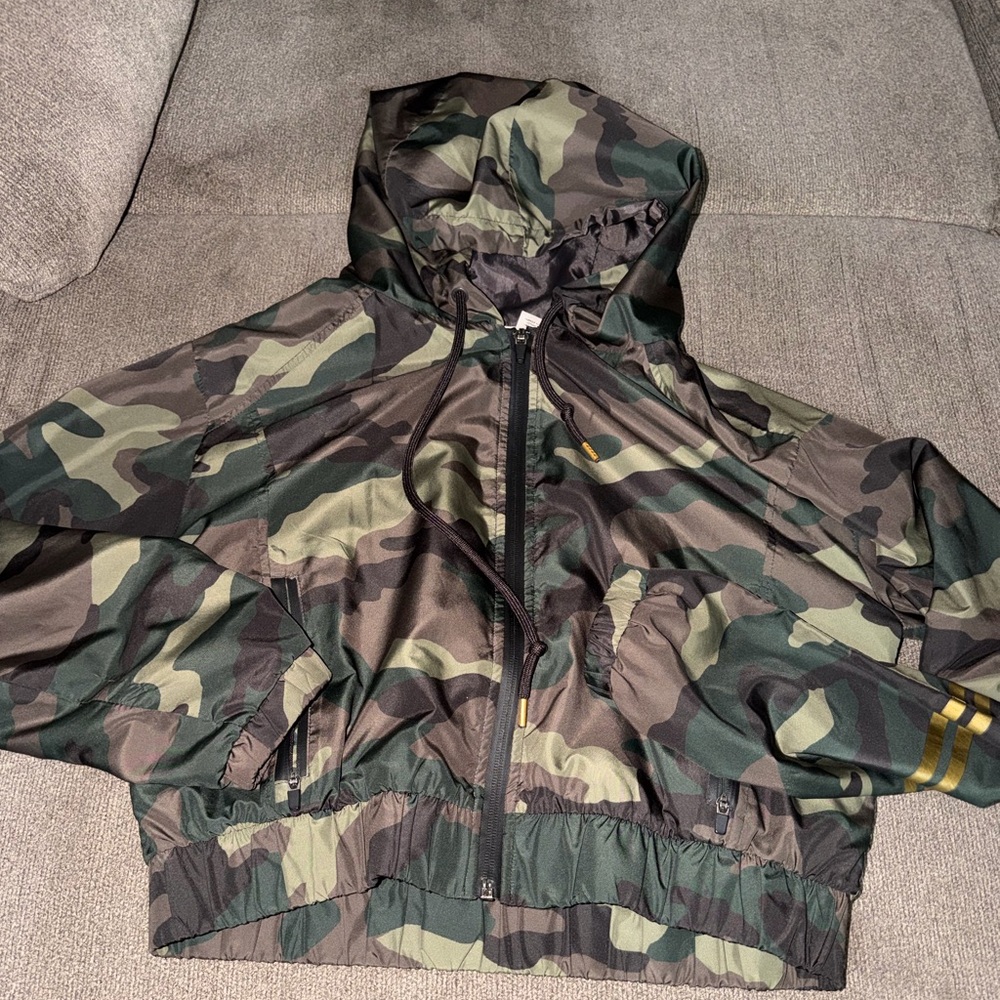 Forever 21 zip up crop top hooded windbreaker jacket